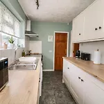 Cornerways, 8 North Lane Holiday home York