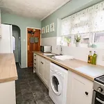 Holiday home Cornerways, 8 North Lane