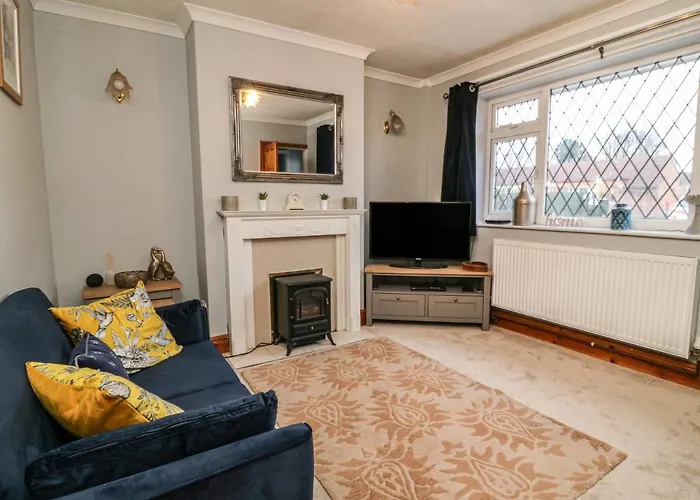 Cornerways, 8 North Lane *